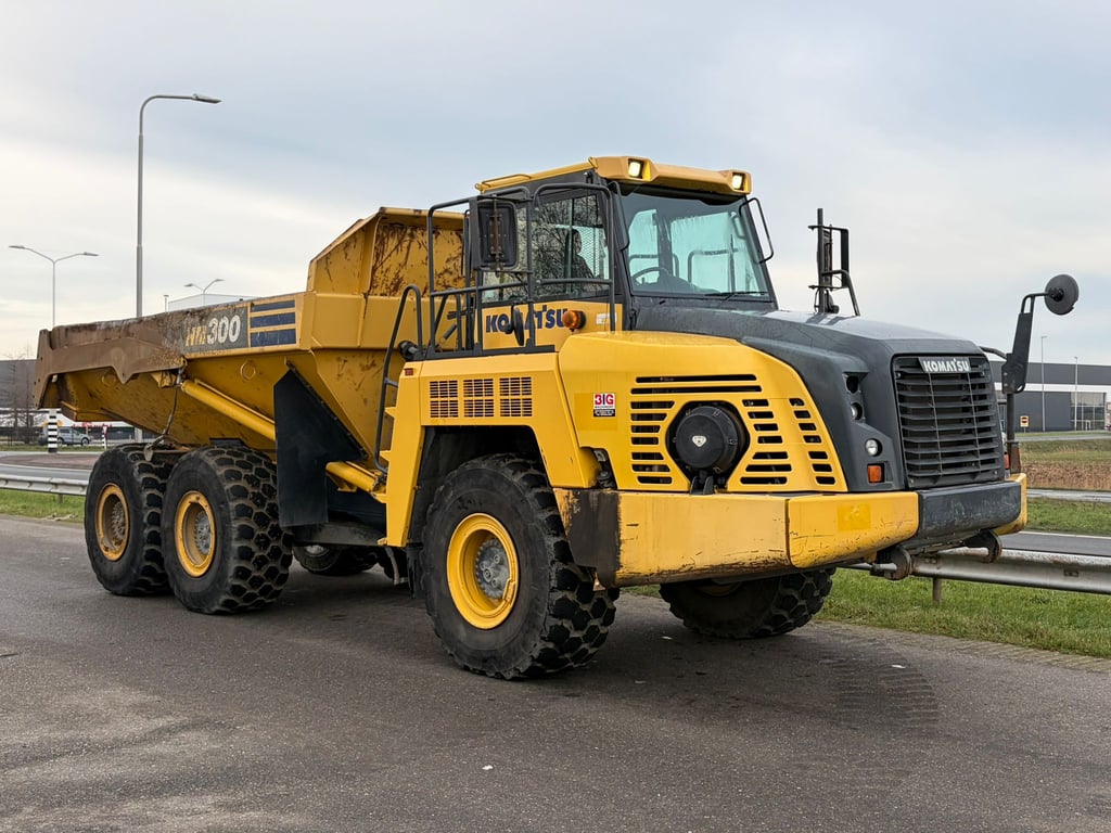 Komatsu HM300-3 2015 00033755 HM300-3 2015 1 image 7