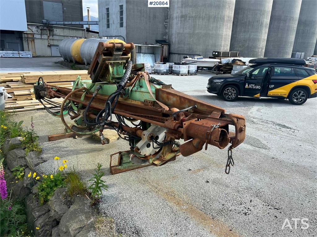 Montabert CPA500 derrick w/ hc 150 hammer 1994 20864 CPA500 derrick w/ hc 150 hammer 1994 1 image 12