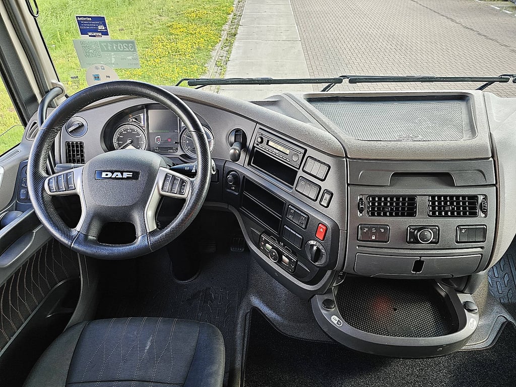 Heavy machinery product image - Image 8 of 16