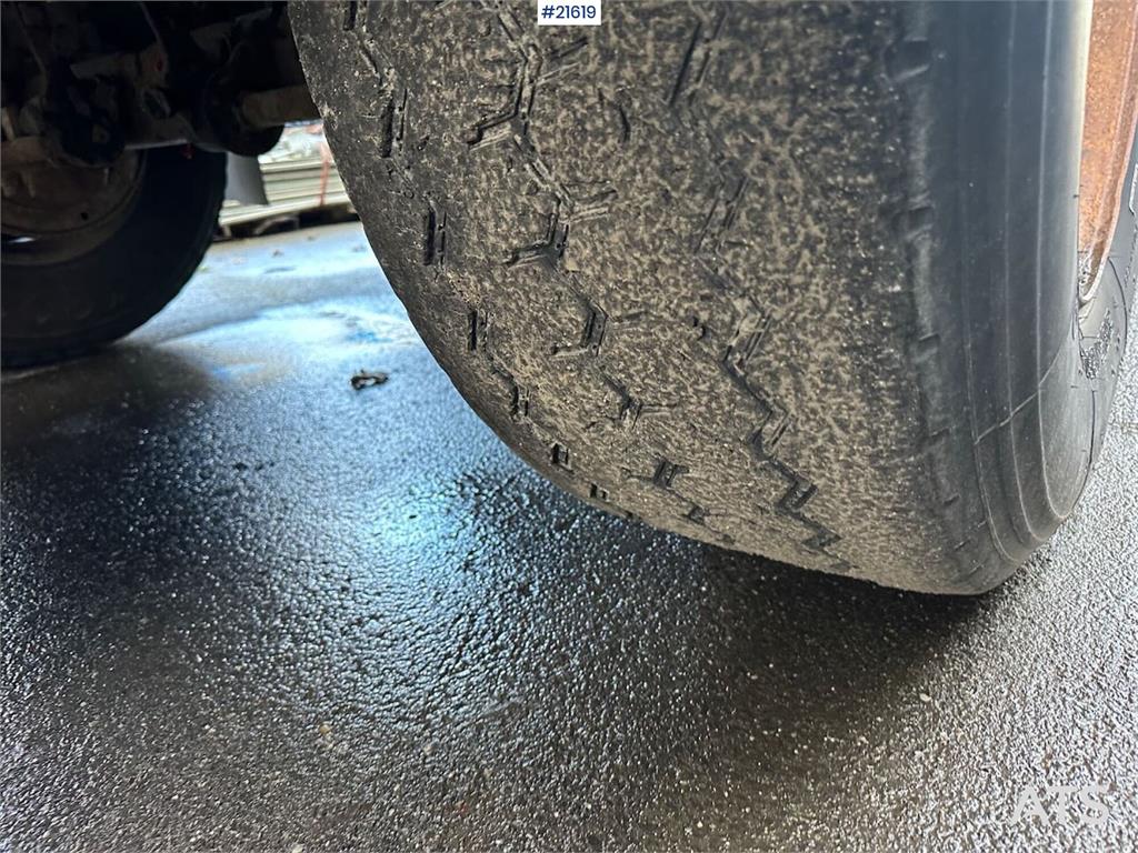 Spitzer silo trailer, 3-axle bulk trailer. 1996 21619 SPITZER silo trailer, 3-axle bulk trailer. 1996 1 image 10