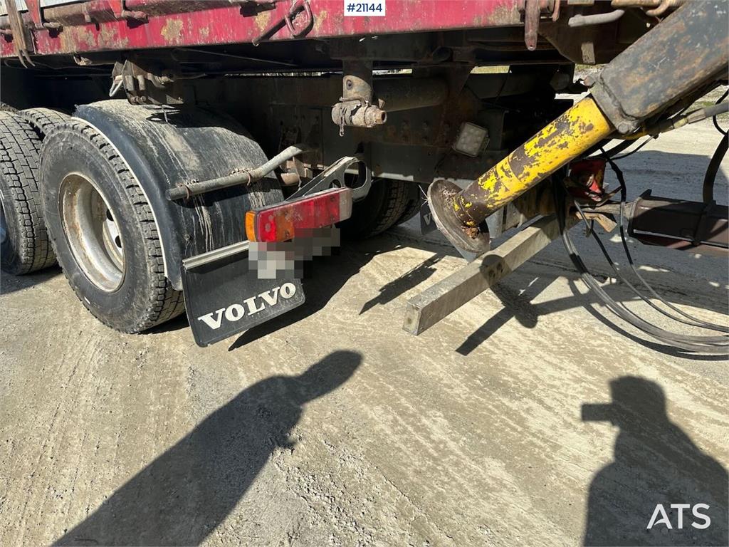 Volvo FH 16 6x4 timber truck w/ 1983 Briab grain trailer 1999 21144 FH 16 6x4 timber truck w/ 1983 Briab grain trailer 199...