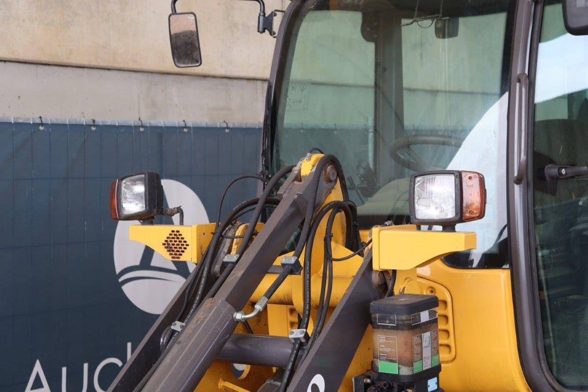 Wheel loader Volvo L25F-P Diesel 58 hp 2010 2010 L25F-P 2010 1 image 10