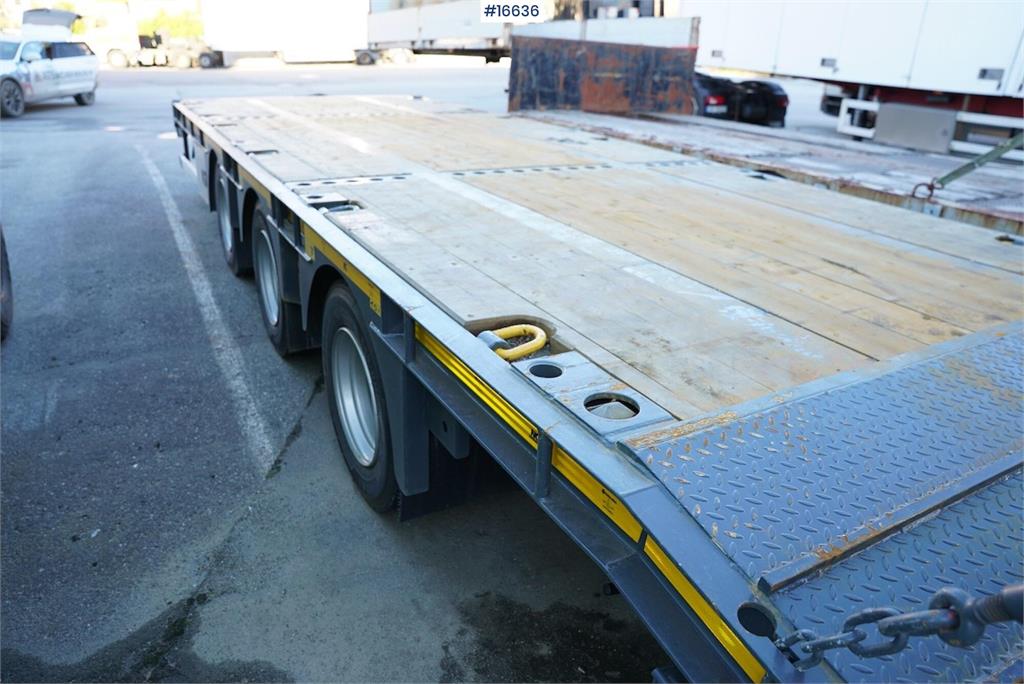 NC 3 axle machine trailer that is little used 2022 16636 NC 3 axle machine trailer that is little used 2022 1 Lowloader tr...