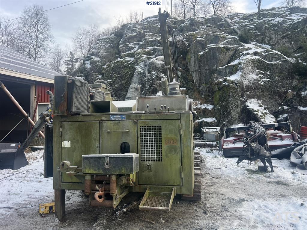 Nemek 503 TXI drilling rig w/ low hours for age 1996 21912 Nemek 503 TXI drilling rig w/ low hours for age 1996 1 image 18