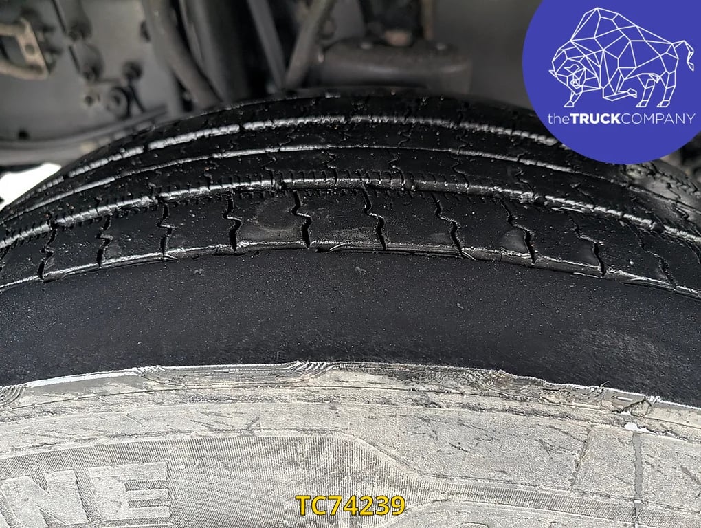 Volvo I-Save 2022 TC74239 I-Save 2022 1 image 14