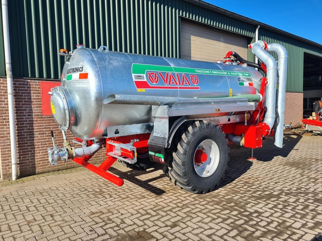 Vaia waterwagen MB 100 2024 9709 Vaia waterwagen MB 100 2024 0 image 2