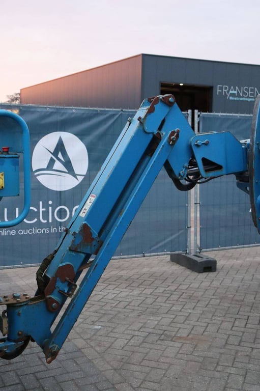 Genie Z45/25J Diesel 16m Articulated Boom Lift 2000 2000 Z45/25J 2000 1 image 13
