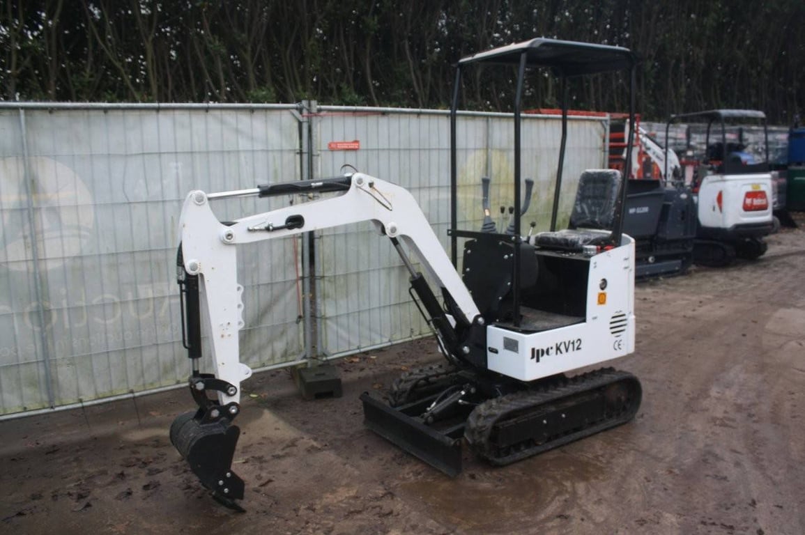 Mini excavator JPC KV12 Diesel 12hp 2025 Demo 2025 JPC KV12 2025 1 image 2