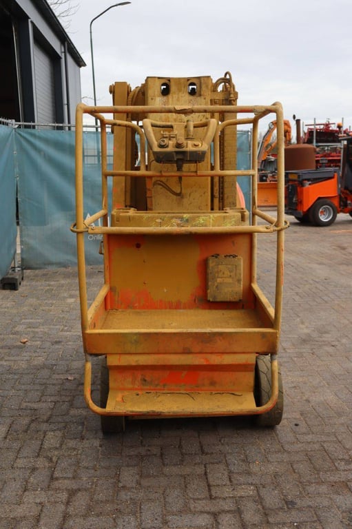JLG Toucan 8E Electric Mast Lift 8.15m 2015 2015 Toucan 8E 2015 1 image 7