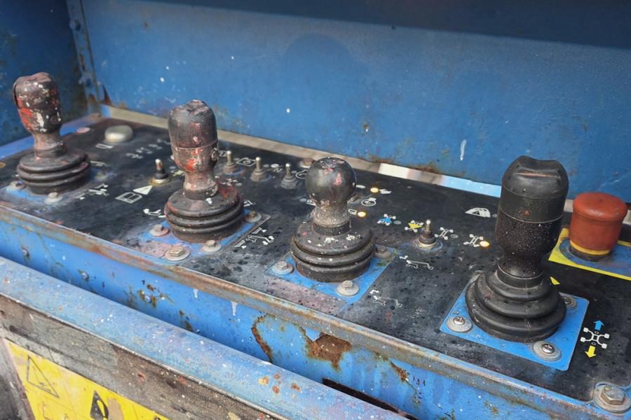 Genie ZX135/70 Diesel, 4x4x4 Drive, 43m Lifting Height, 2013 GENIE - ZX135/70 - 90352 ZX135/70 Diesel, 4x4x4 Drive, 43m Li...