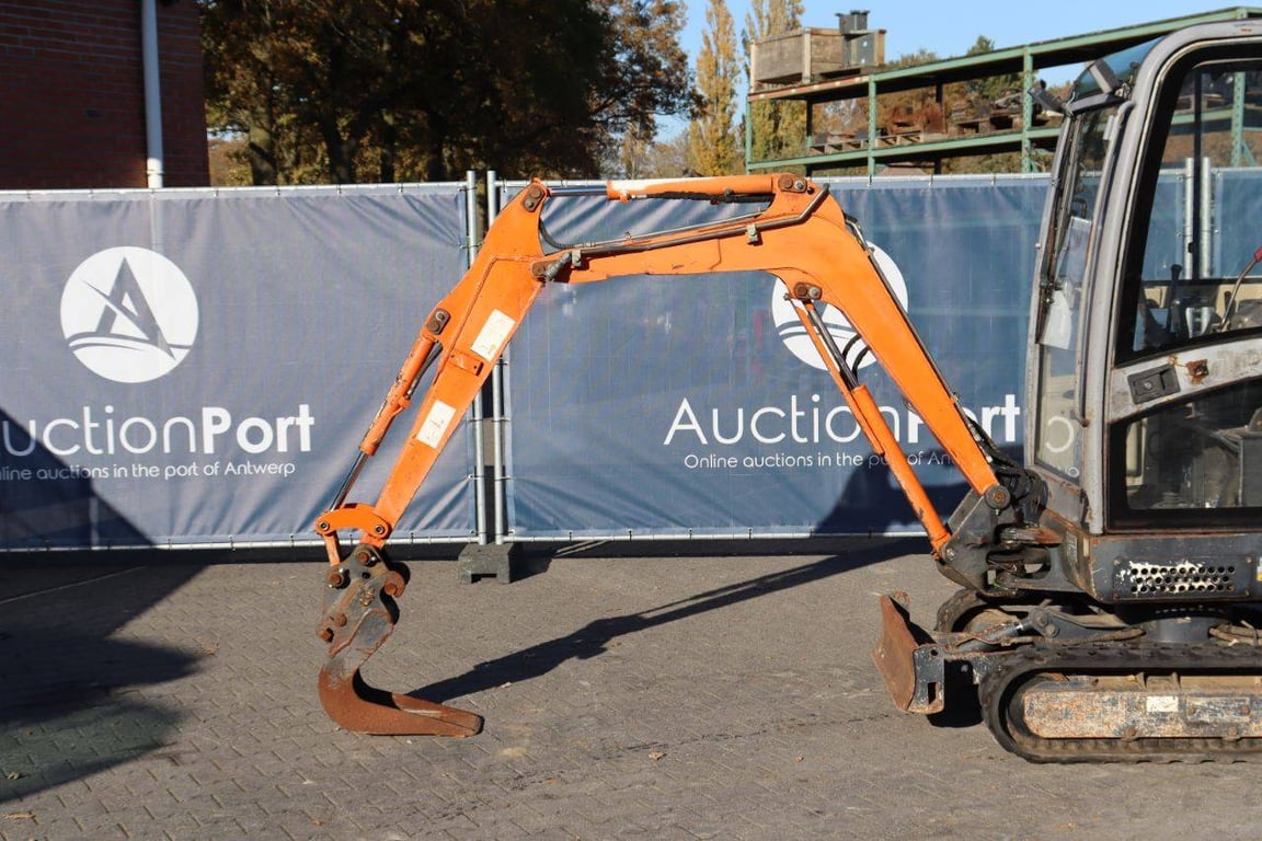 Mini excavator Hitachi ZX18 CLR Diesel 2009 2009 ZX18 CLR 2009 1 image 10