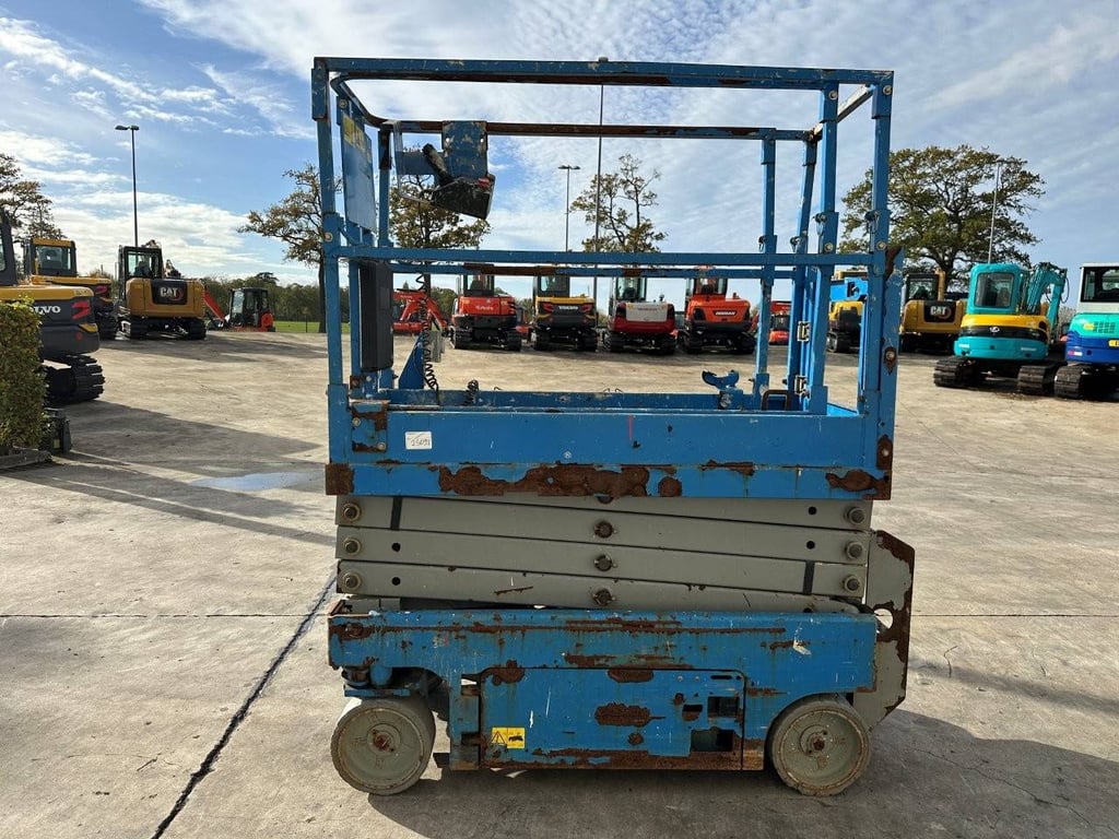 Scissor lift Genie GS-1930 Electric 7.85m 2015 2015 GS-1930 2015 1 Scissor Lifts image 4