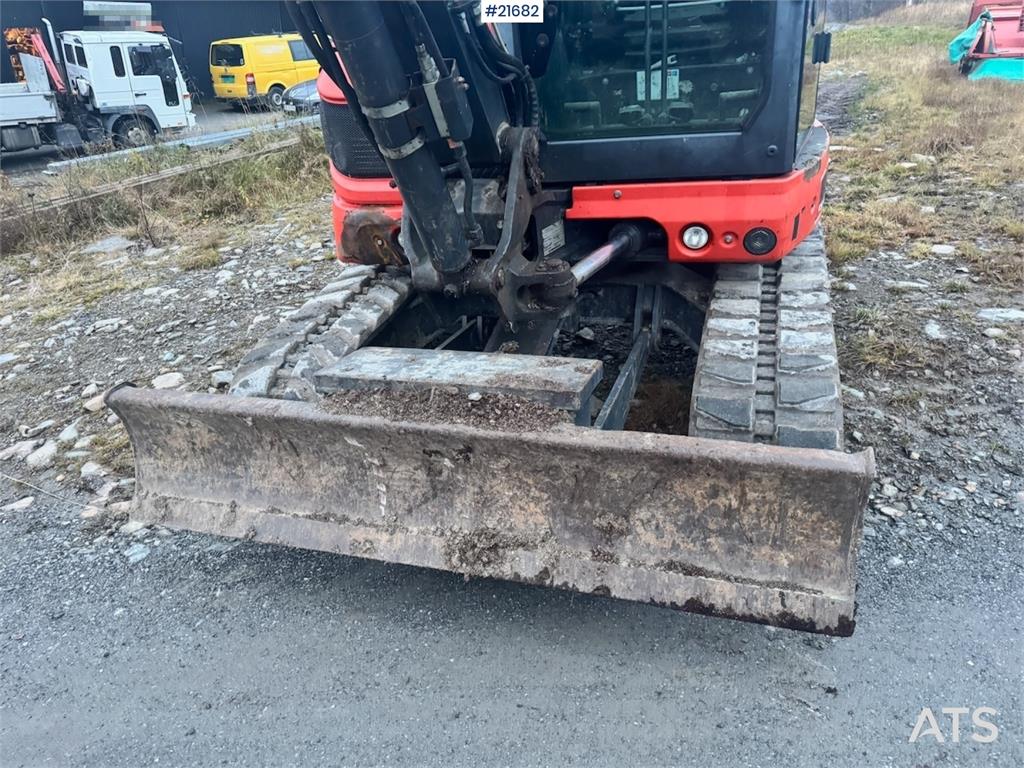 Eurocomach ES57 Tracked excavator w/ Rototilt and 2 buckets. 2014 21682 Eurocomach ES57 Tracked excavator w/ Rototilt and ...