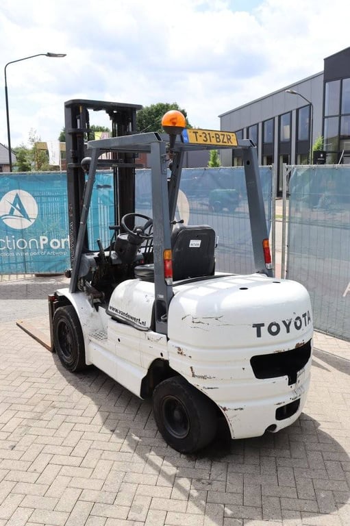 Forklift Toyota 62-6FDF30 Diesel 3000kg 4.0m 1997 1997 62-6FDF30 1997 1 Forklift image 5