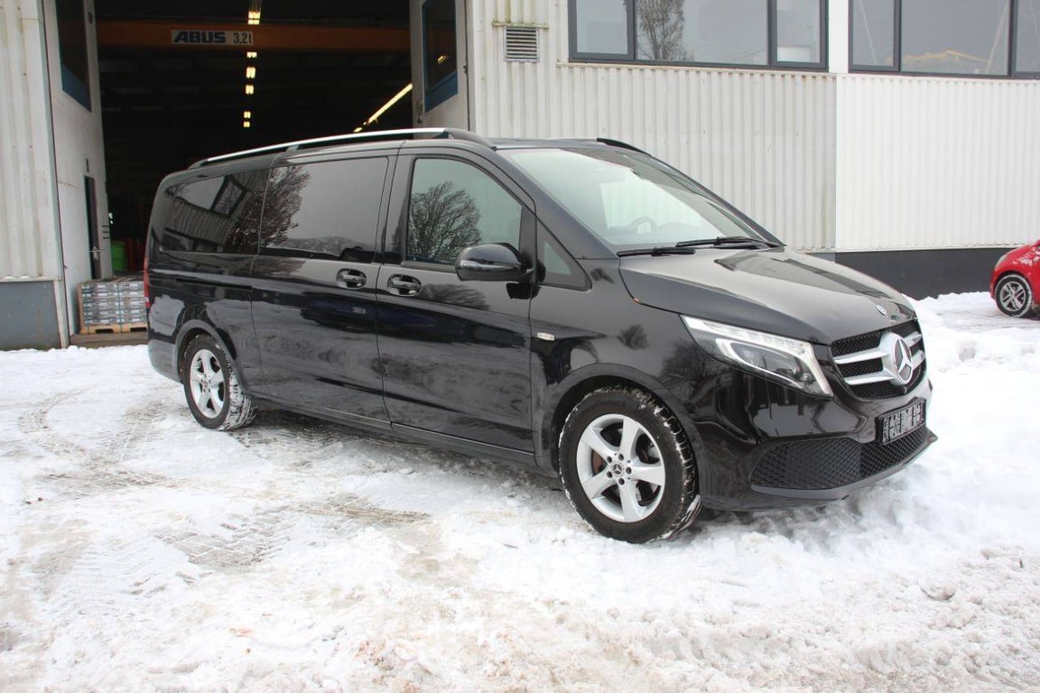 Mercedes-Benz Senzati Limo Stage 2 Diesel Van 2019 Senzati Limo Stage 2 2019 1 image 6