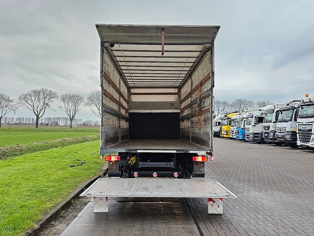 DAF LF 210 7.49t airco box 7.3m 2020 DAF LF 210 7.49T AIRCO BOX 7.3M 2020 1 image 13