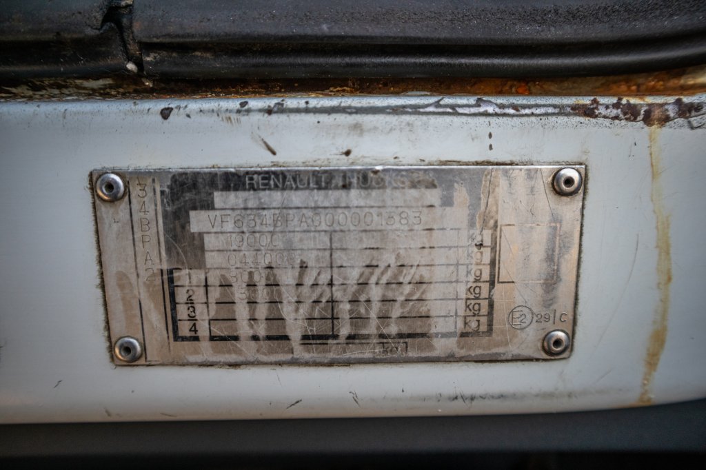 RENAULT KERAX 380+MAGYAR INOX 11000L/3COMP./MELK/LAIT/MILCH 2012 E61448 Renault KERAX 380+MAGYAR INOX 11000L/3COMP./MELK/L...