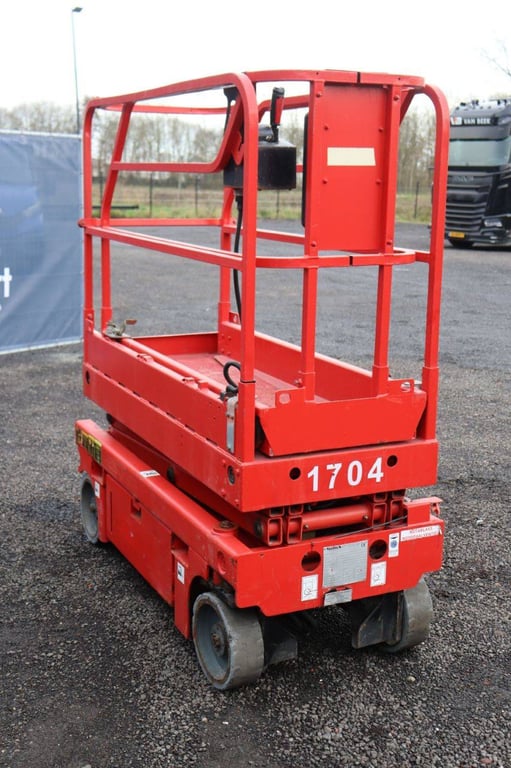 Scissor lift Haulotte Optimum 6 Electric 6.45m 2009 2009 Optimum 6 2009 1 Scissor Lifts image 7