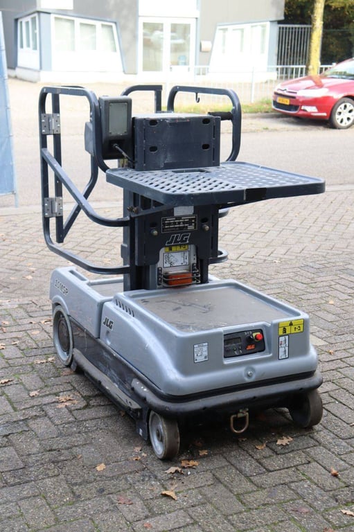 JLG 10MSP Electric Mast Lift 5.05m 2013 2013 10MSP 2013 1 image 7