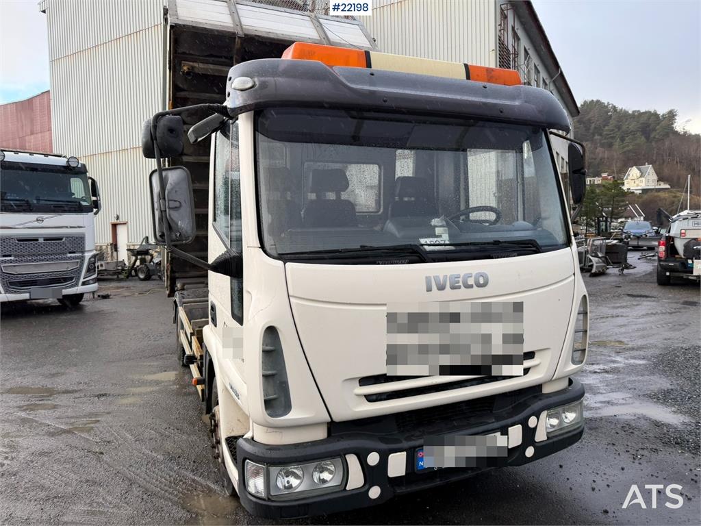 Iveco 90E18 4x2 tipping truck with 3-way tipping 2004 22198 90E18 4x2 tipping truck with 3-way tipping 2004 1 Tipper truck...
