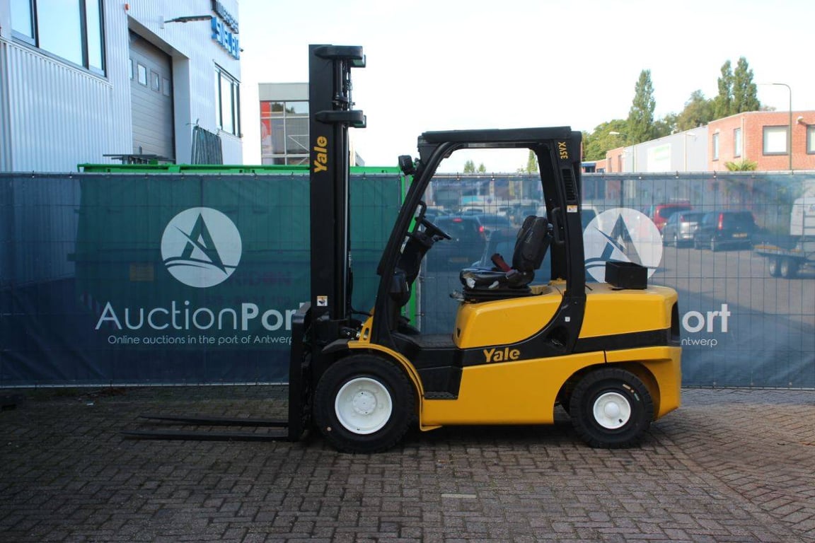 Heftruck Yale GDP35VX E2795 Diesel 2680kg 5.96m 2011 2011 GDP35VX E2795 2011 1 Forklift image 2