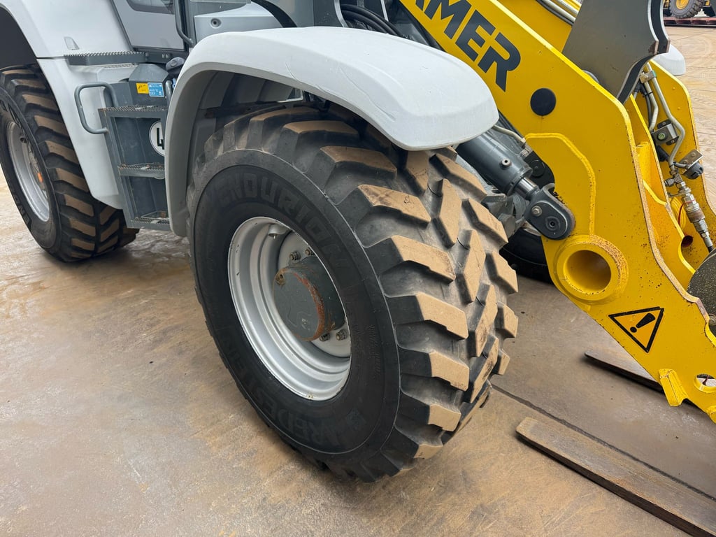 Kramer 8155 / Forks / bucket 2020 00033352 Kramer 8155 / Forks / bucket 2020 1 image 12