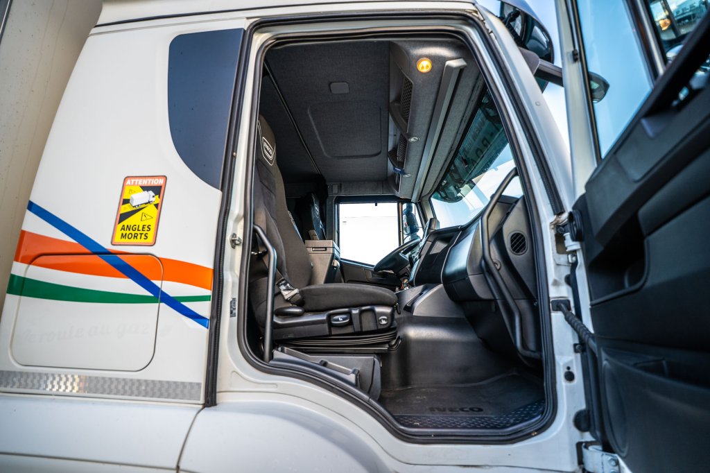 IVECO STRALIS 400 CNG // HAYON DHOLLANDIA 2019 E64694 STRALIS 400 CNG // HAYON DHOLLANDIA 2019 1 image 14