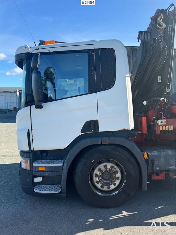 Scania P340 Hook/crane truck 23 t/m Palfinger crane 2005 21454 P340 Hook/crane truck 23 t/m Palfinger crane 2005 1 Crane t...