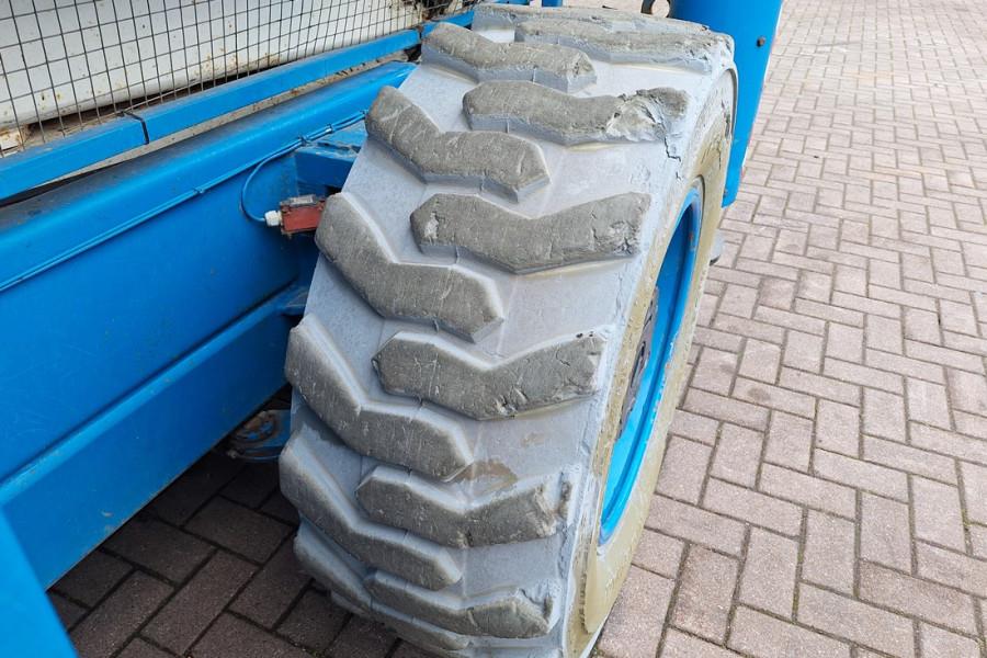 Holland Lift Megastar G320DL30 4WDS/N Diesel, 4x4x4 Drive, 34m 2008 HOLLAND LIFT - Megastar G320DL30 4WDS/N - 90376 Hollan...
