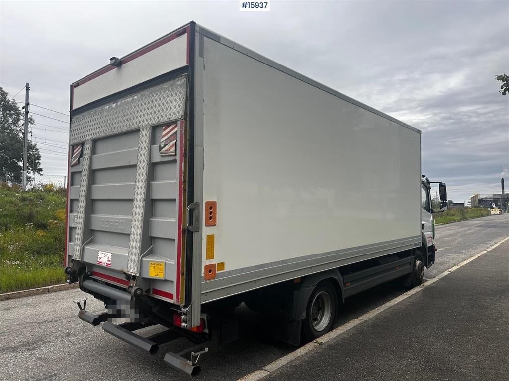 Mercedes-Benz Atego Truck w/ rear lift. 2015 15937 Atego w/ rear lift. 2015 1 image 6