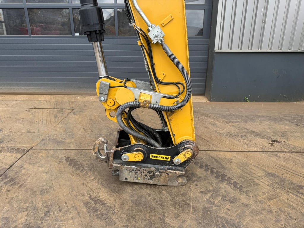 Caterpillar M320F 2017 00033460 M320F 2017 1 image 8