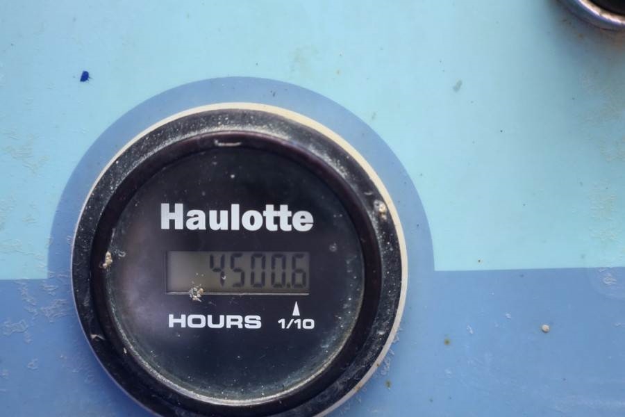 Haulotte H15SXL Diesel, 4x4 Drive, 15m Working Height, 500k 2007 HAULOTTE - H15SXL - 90093 H15SXL Diesel, 4x4 Drive, 15m W...