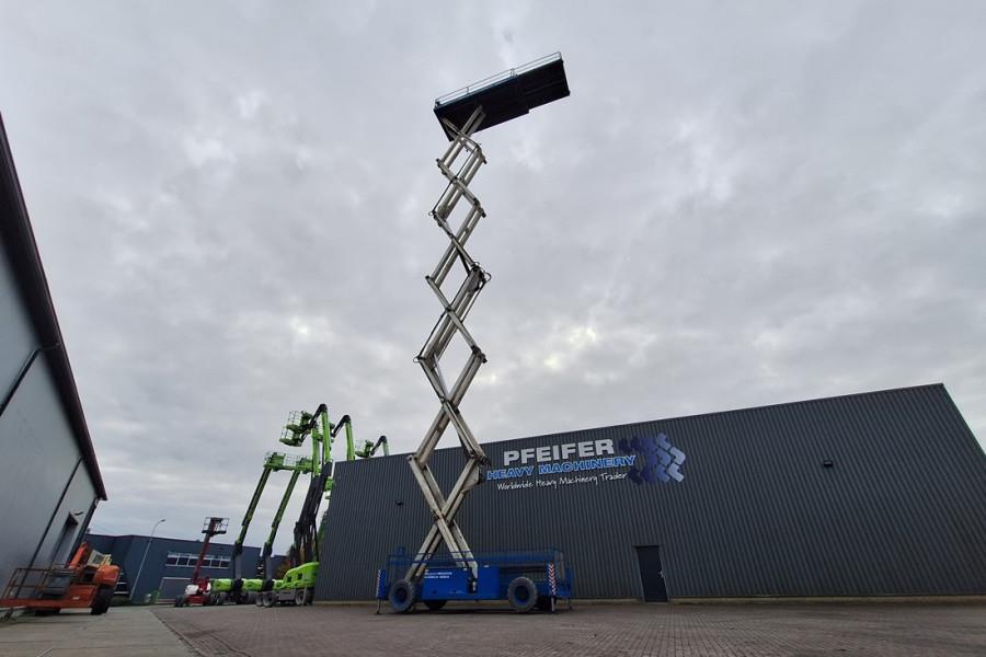 Holland Lift Megastar G320DL30 4WDS/N Diesel, 4x4x4 Drive, 34m 2008 HOLLAND LIFT - Megastar G320DL30 4WDS/N - 90376 Hollan...