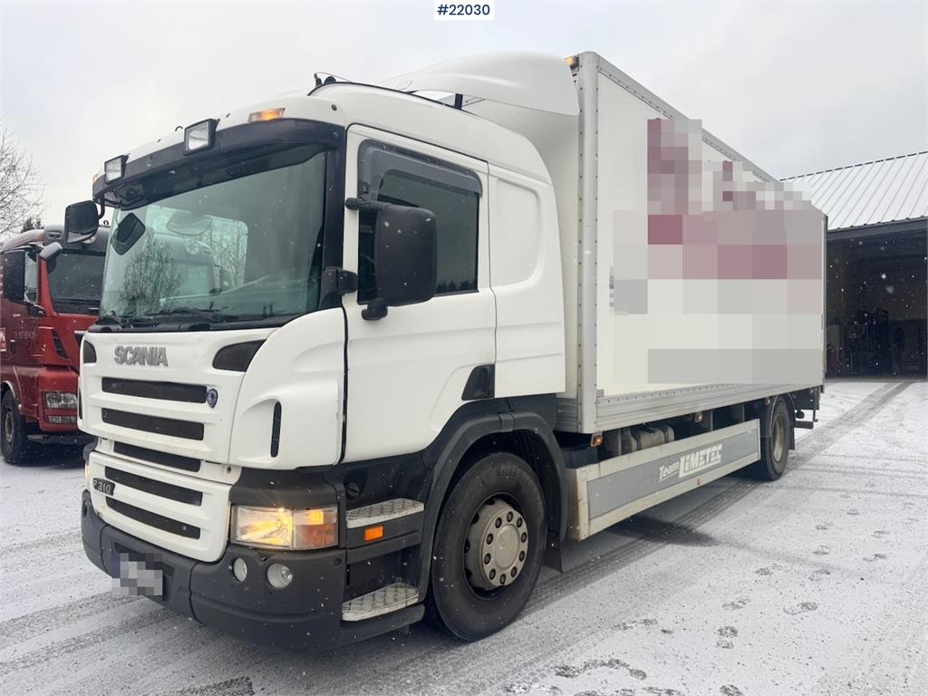 Scania P310 4x2 box truck with full side opening 2005 22030 P310 4x2 box truck with full side opening 2005 1 image 16