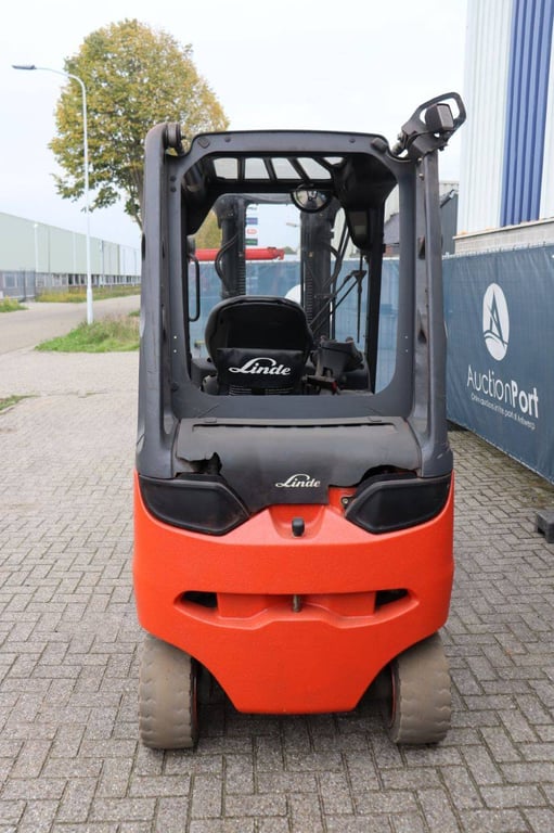 Forklift Linde E30HL-01/600 Electric 3000kg 2015 2015 E30HL-01/600 2015 1 Forklift image 5