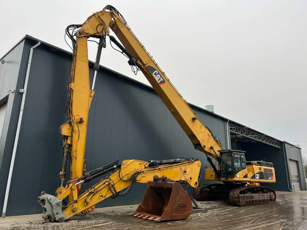 Heavy machinery product image - Image 1 of 15