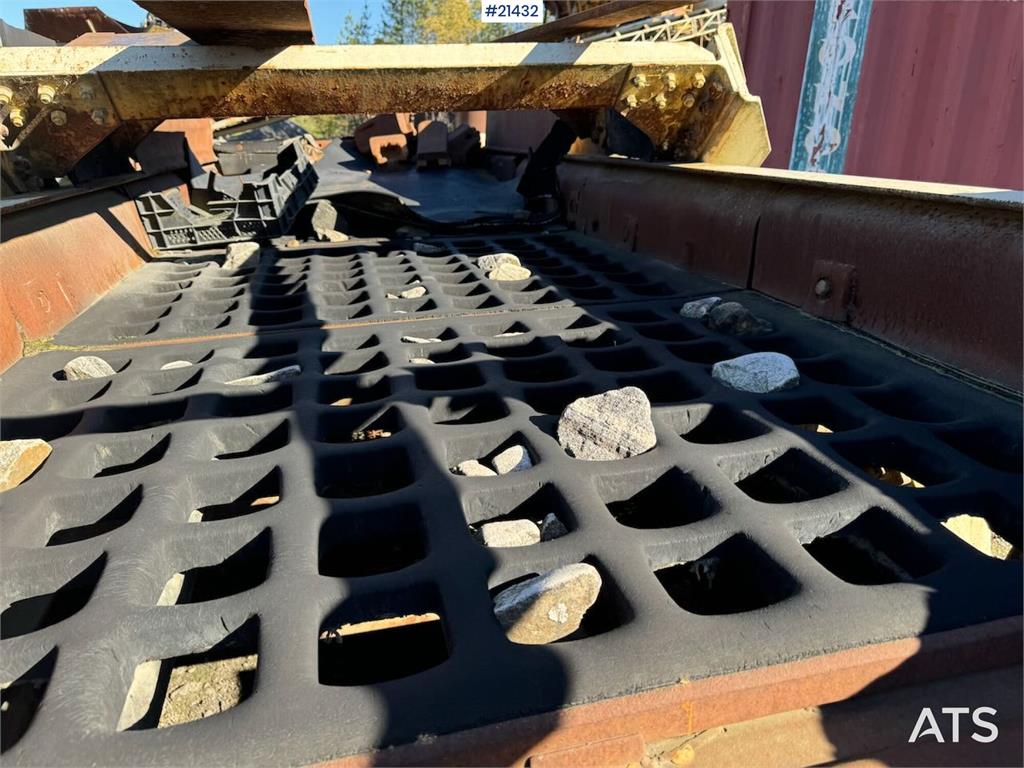 Ludwig Binder Linear quarry sieve. 1968 21432 Ludwig Binder Linear quarry sieve. 1968 1 image 8