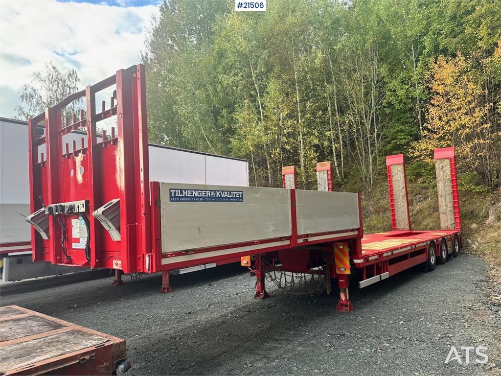 Doll Machinery Semi w/ Widening and Hydraulic Bridges. 2019 21506 Doll Machinery Semi w/ Widening and Hydraulic Bridges. 2...