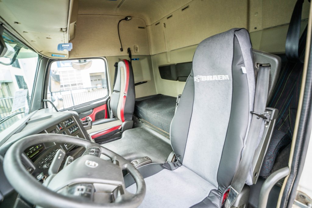 VOLVO FMX 460 GLOB + HYDR 2017 E64855 FMX 460 GLOB + HYDR 2017 1 image 10