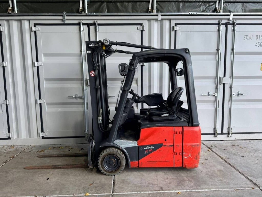 Forklift Linde E16C-02 Electric 1600kg 2014 2014 E16C-02 2014 1 Forklift image 2