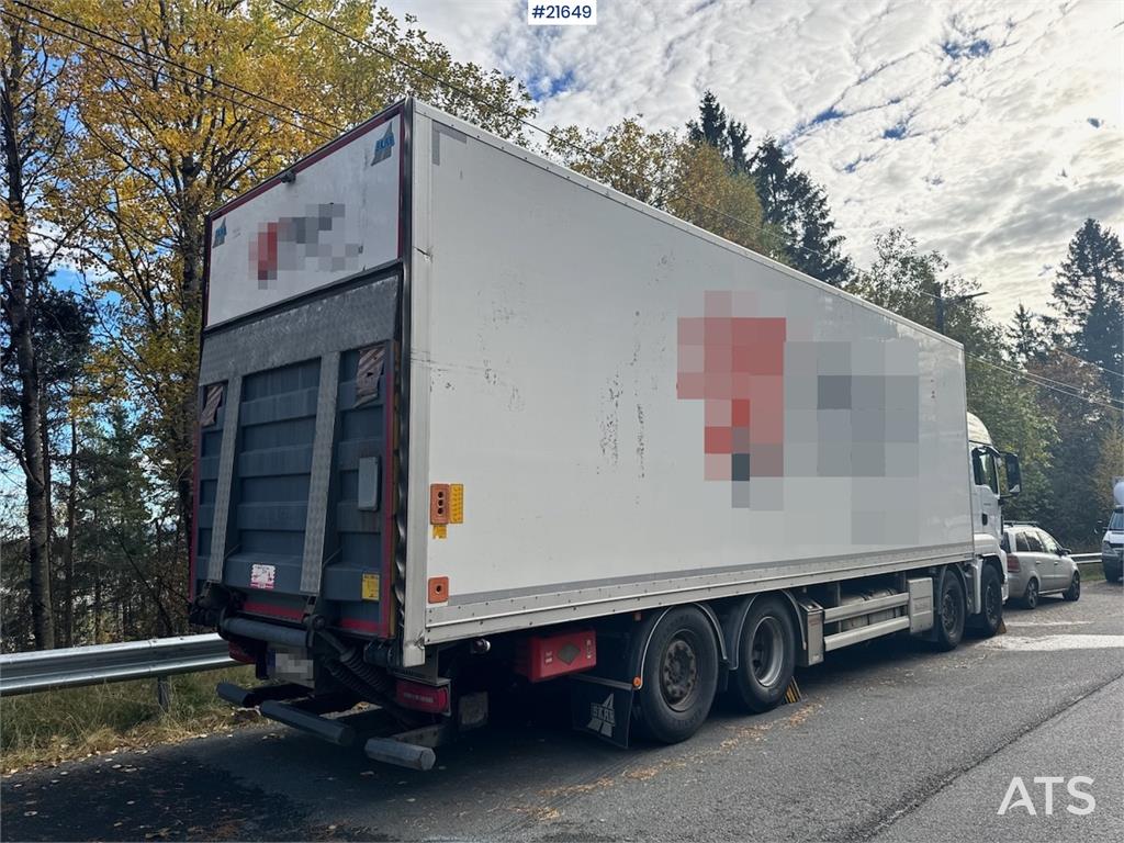 MAN TGS 35.480 8x2 Box truck w/ Full side opening. 2016 21649 TGS 35.480 8x2 Box w/ Full side opening. 2016 1 image 6
