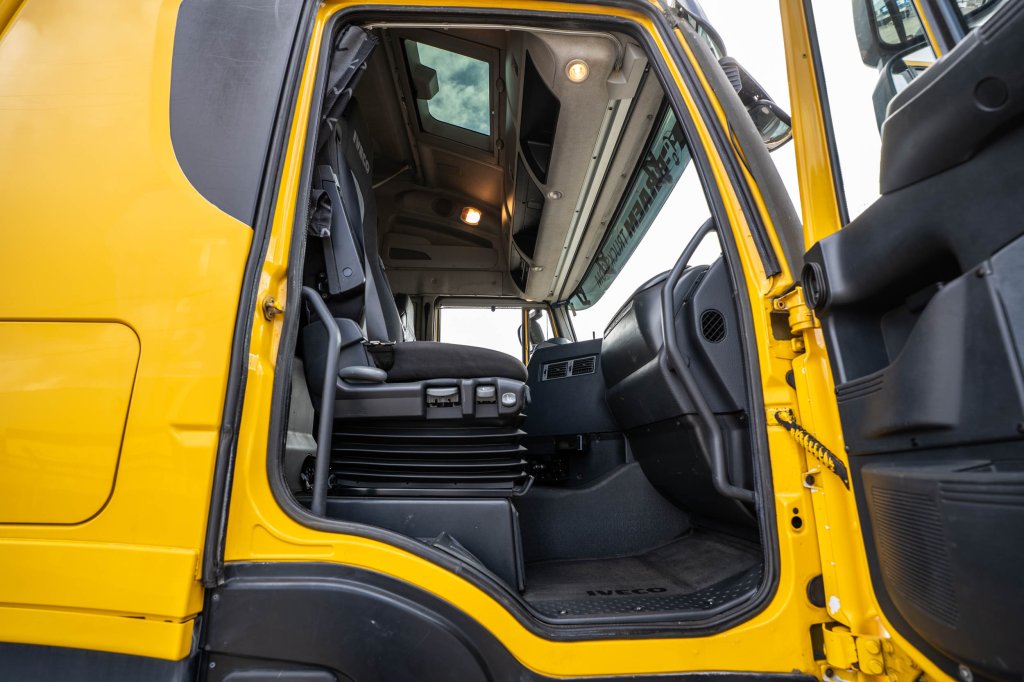 IVECO STRALIS 450-E5+KIPHYDR. 2008 E63996 STRALIS 450-E5+KIPHYDR. 2008 1 image 13
