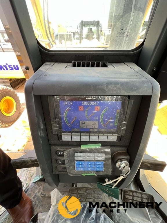 Heavy machinery product image - Image 3 of 13