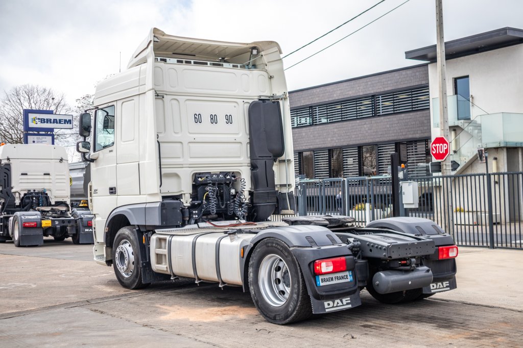 DAF XF 510 +Intarder+50Ton. 2017 E61590 DAF XF 510 +Intarder+50Ton. 2017 1 image 4
