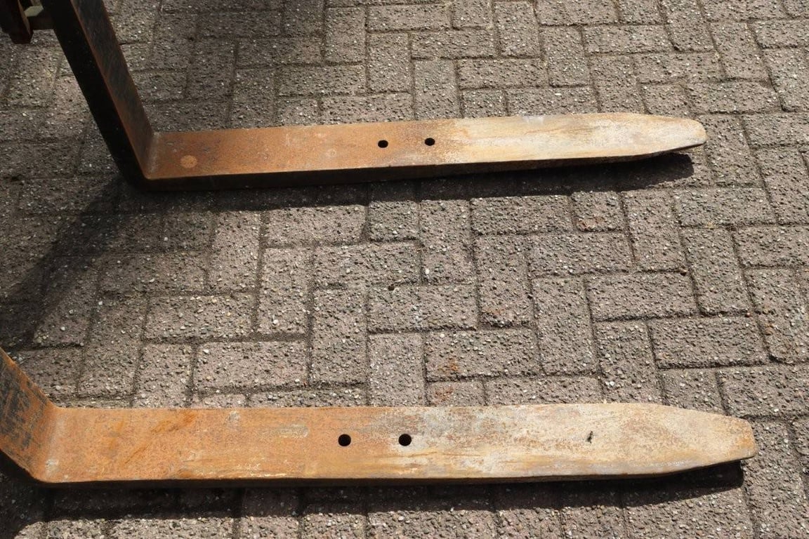 Merlo ROTO 30.16-EV Diesel 3000kg 16.0m Telehandler 1998 1998 Merlo ROTO 30.16-EV 1998 1 image 15