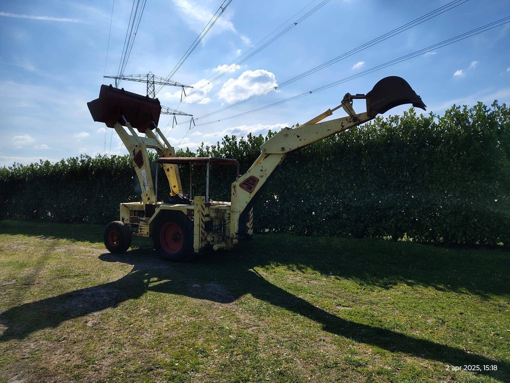 Heavy machinery product image - Image 4 of 11