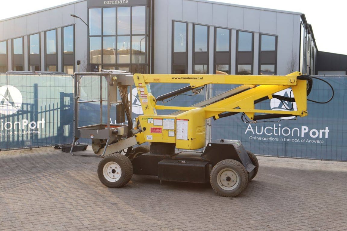 Articulating boom lift Niftylift HR12NDE Diesel 12m 2014 2014 Niftylift HR12NDE 2014 1 image 3