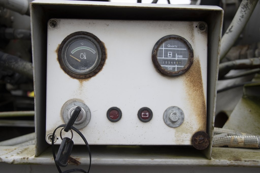 MOL BETON MIXER/MALAXEUR/MISCHER 12M3+MOTOR/MOTEUR 2000 E56868 MOL BETON MIXER/MALAXEUR/MISCHER 12M3+MOTOR/MOTEUR 2000 1 i...