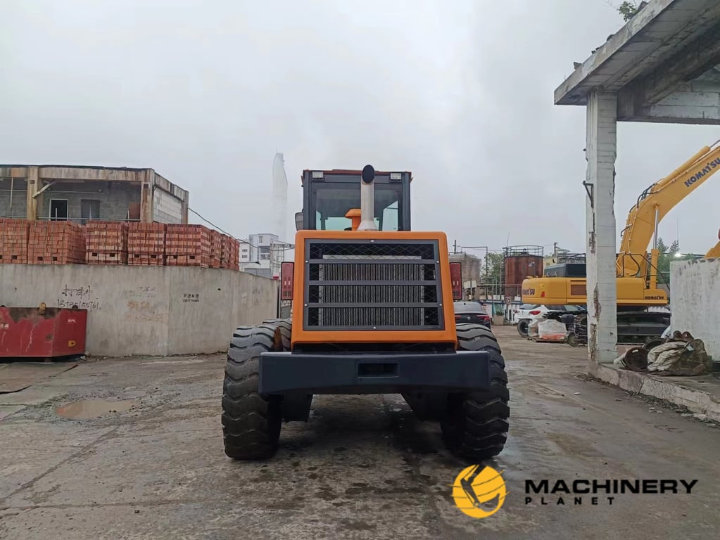 XCMG GR180 Grader Used Good Condition For Sale GR180 2021 1 Motor graders image 3