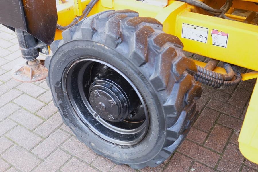 Haulotte H15SXL Diesel, 4x4 Drive, 15m Working Height, 500k 2011 HAULOTTE - H15SXL - 63133 H15SXL Diesel, 4x4 Drive, 15m W...